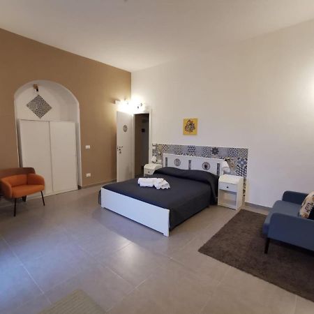 Hercules Suites Noto Buitenkant foto