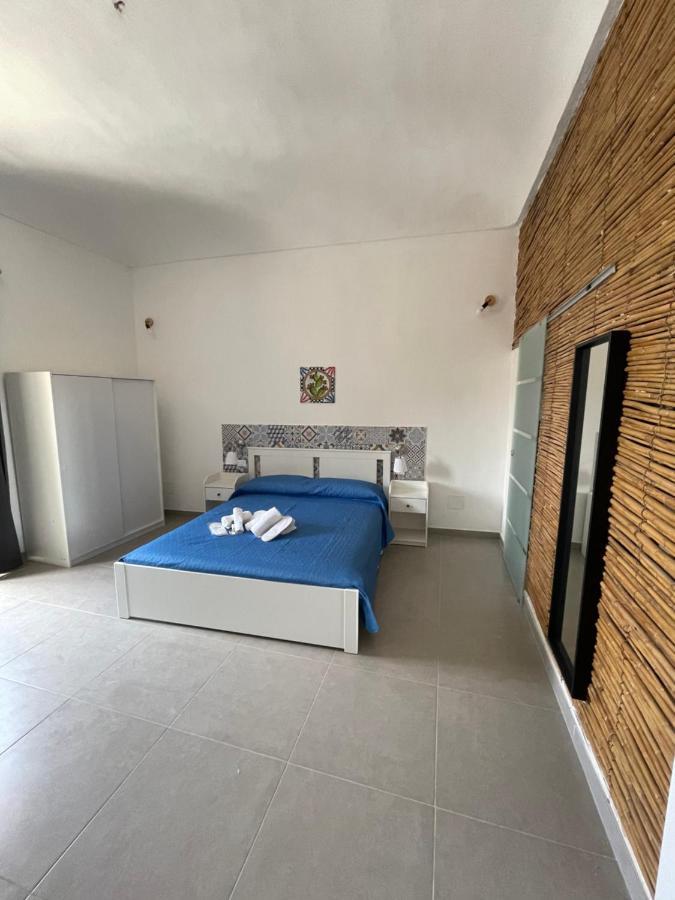 Hercules Suites Noto Buitenkant foto